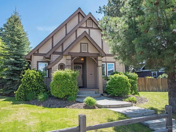 1248 NW Mount Washington Dr, Bend, OR 97703