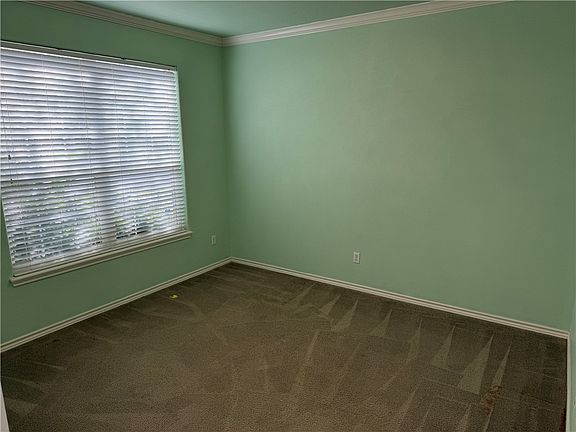 4th image of 7609 Freds Folly Dr