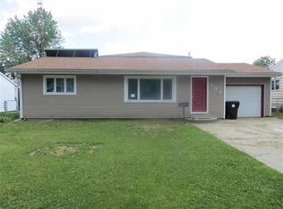 303 Nugent Pl, Lincoln, IL 62656