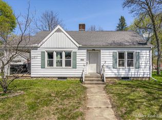 729 E Madison St, Hastings, MI