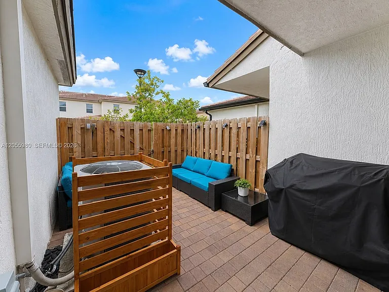 26437 SW 149th Ave — Photo 10