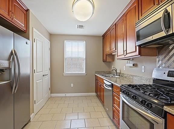 2nd image of 5856 Orleans Ave