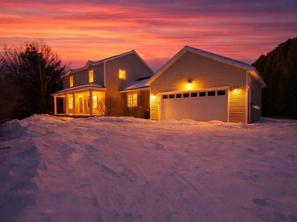 834 Shamrock Ln, Traverse City, MI 49696