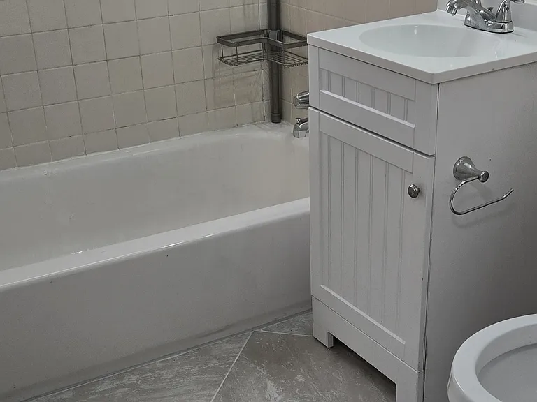 1203 SW 24th Pl — Photo 30