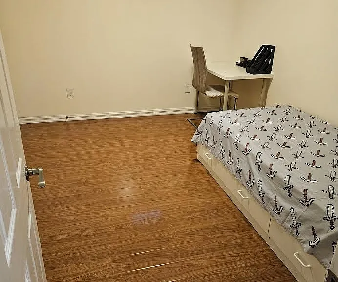 4329 Guildwood Way #BASEMENT — Photo 6