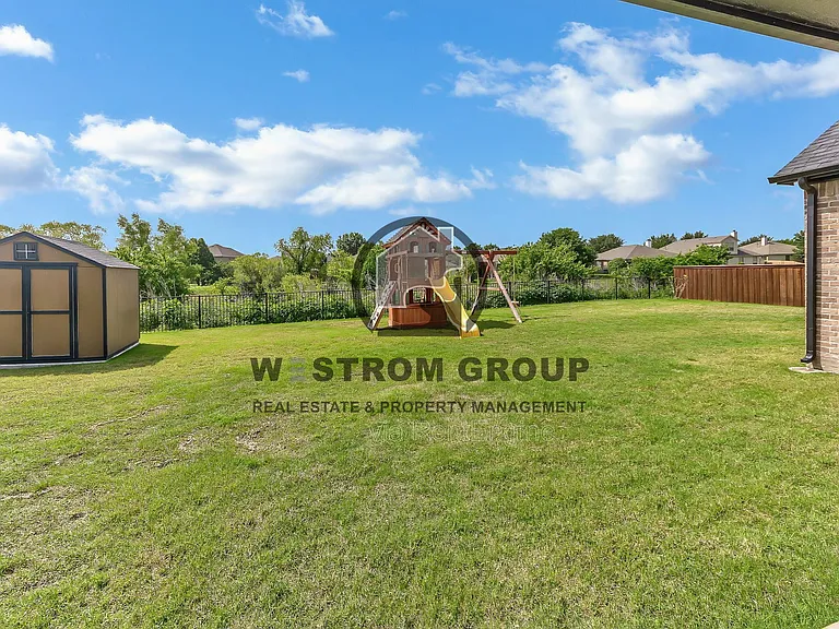 1417 Eagle Feather Way — Photo 32