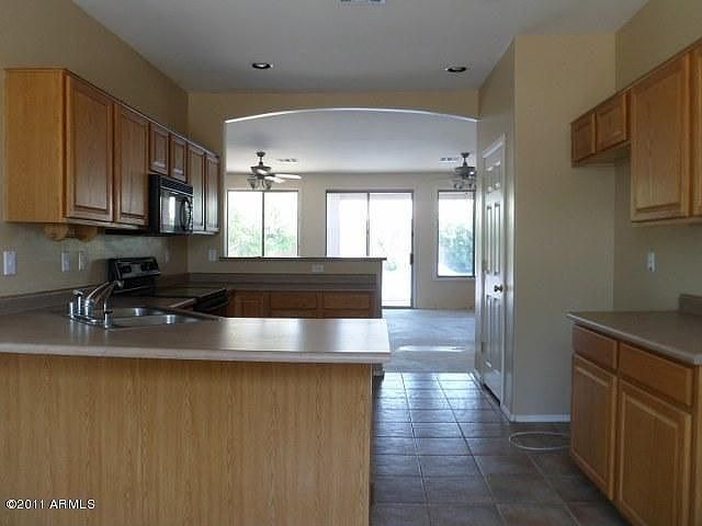 2nd image of 14934 W Lisbon Ln