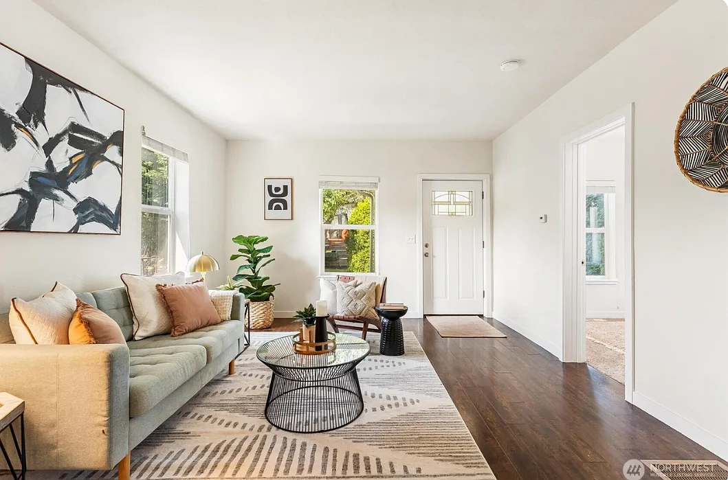 3 bed, 1250 sqft, $3,200 — Photo 3