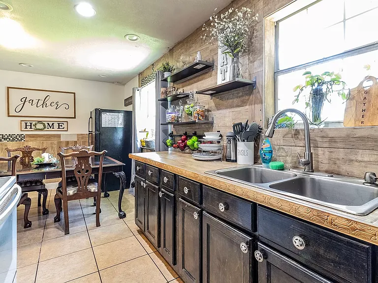 626 Wren Ave — Photo 6