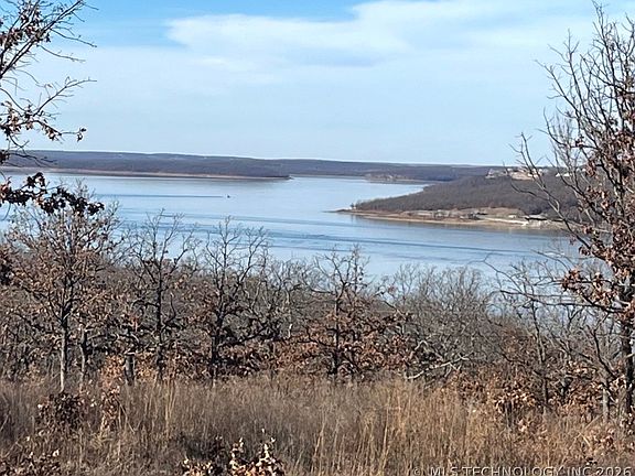 2nd image of 94 Lake Rd