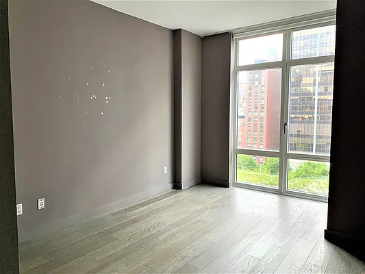 Rented by Halstead Real Estate | media 41