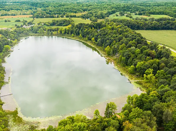 8 Huyck Lake Ln, Marcellus, MI 49067