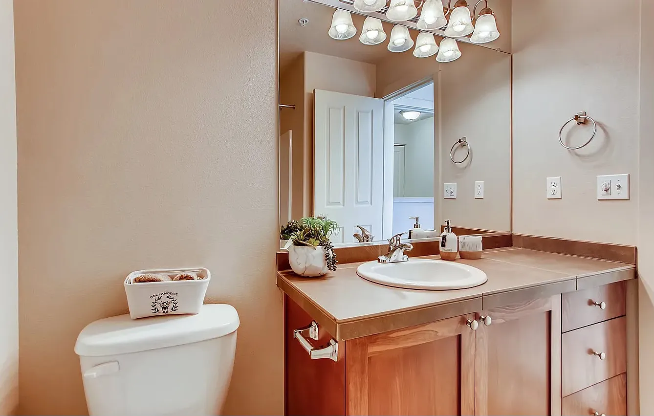 1 bed, 1104 sqft, $950 — Photo 4