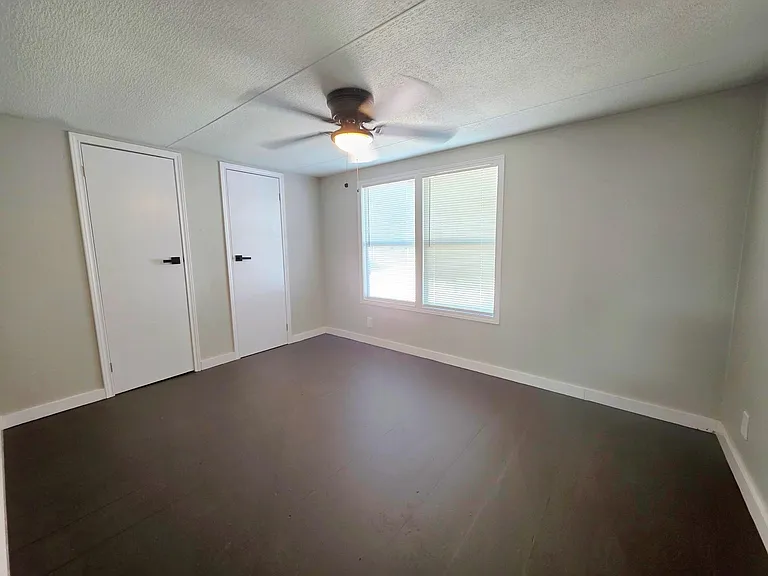 312 Paddock St #1 — Photo 13