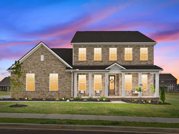 210 Autumn Fern Ct, Clarksville, TN 37043