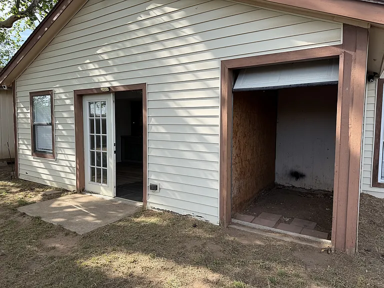 202 N Cimarron Dr — Photo 13