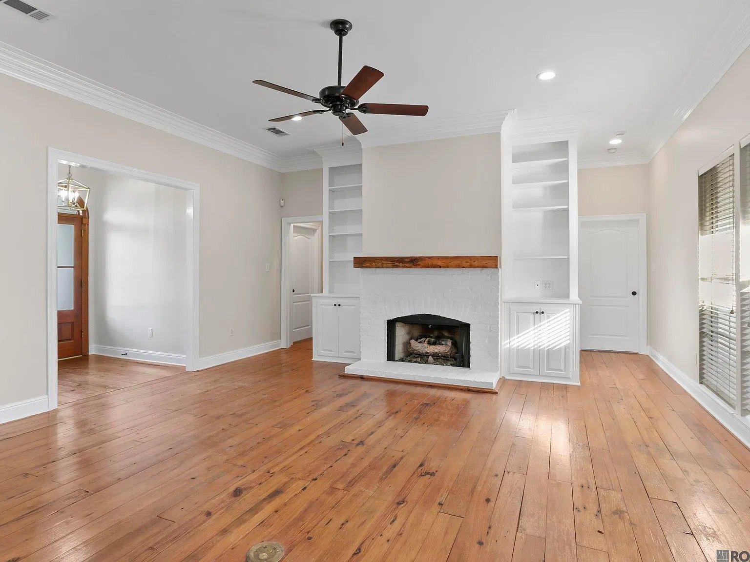3 bed, 2021 sqft, $2,750 — Photo 3