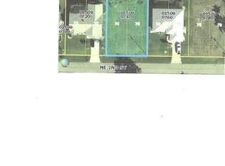 2003 NE 2nd St, Cape Coral, FL 33909