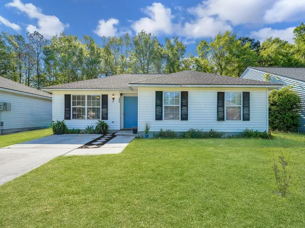 465 Rushing St, Richmond Hill, GA 31324