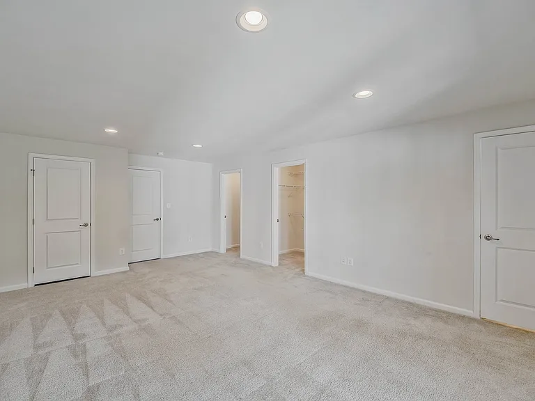 10711 Hinton Way — Photo 6