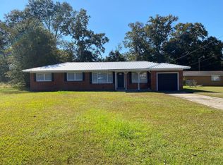 102 Guilford St, Dothan, AL 36301