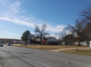 4926 S Union Ave, Tulsa, OK 74107