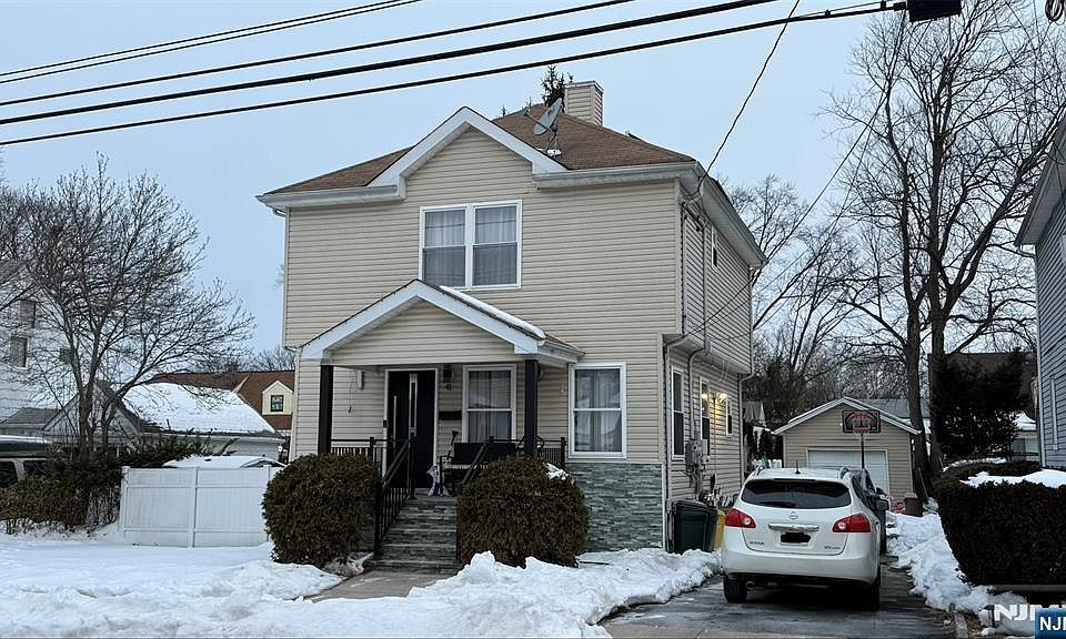 1st image of 41 Stuyvesant Rd