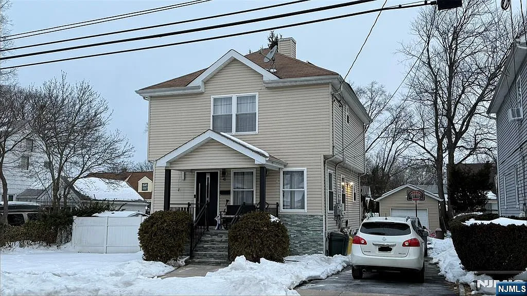 41 Stuyvesant Rd photo 1