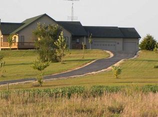 29604 1050 East St, Walnut, IL 61376