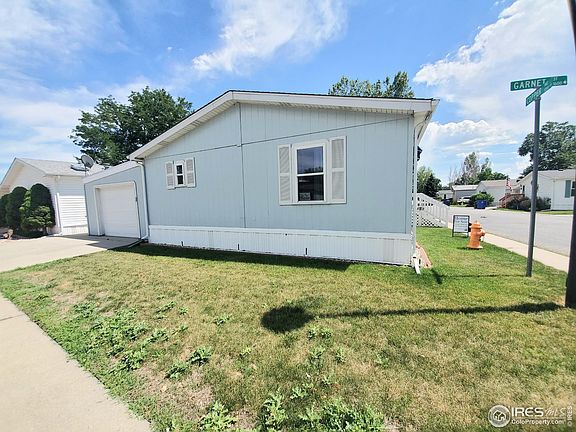 2nd image of 1630 Garnet St #120