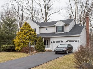 63 Ridge Run Rd, Sellersville, PA 18960
