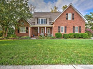 139 Crossroads Blvd, Oak Ridge, TN 37830