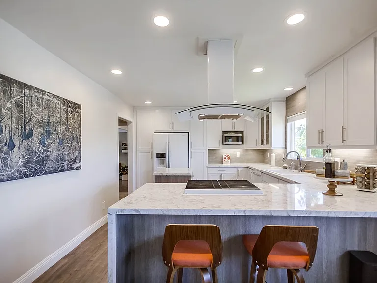 7832 Cinnabar Dr — Photo 18