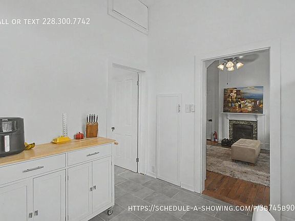 4th image of 129 Fayard St APT 1