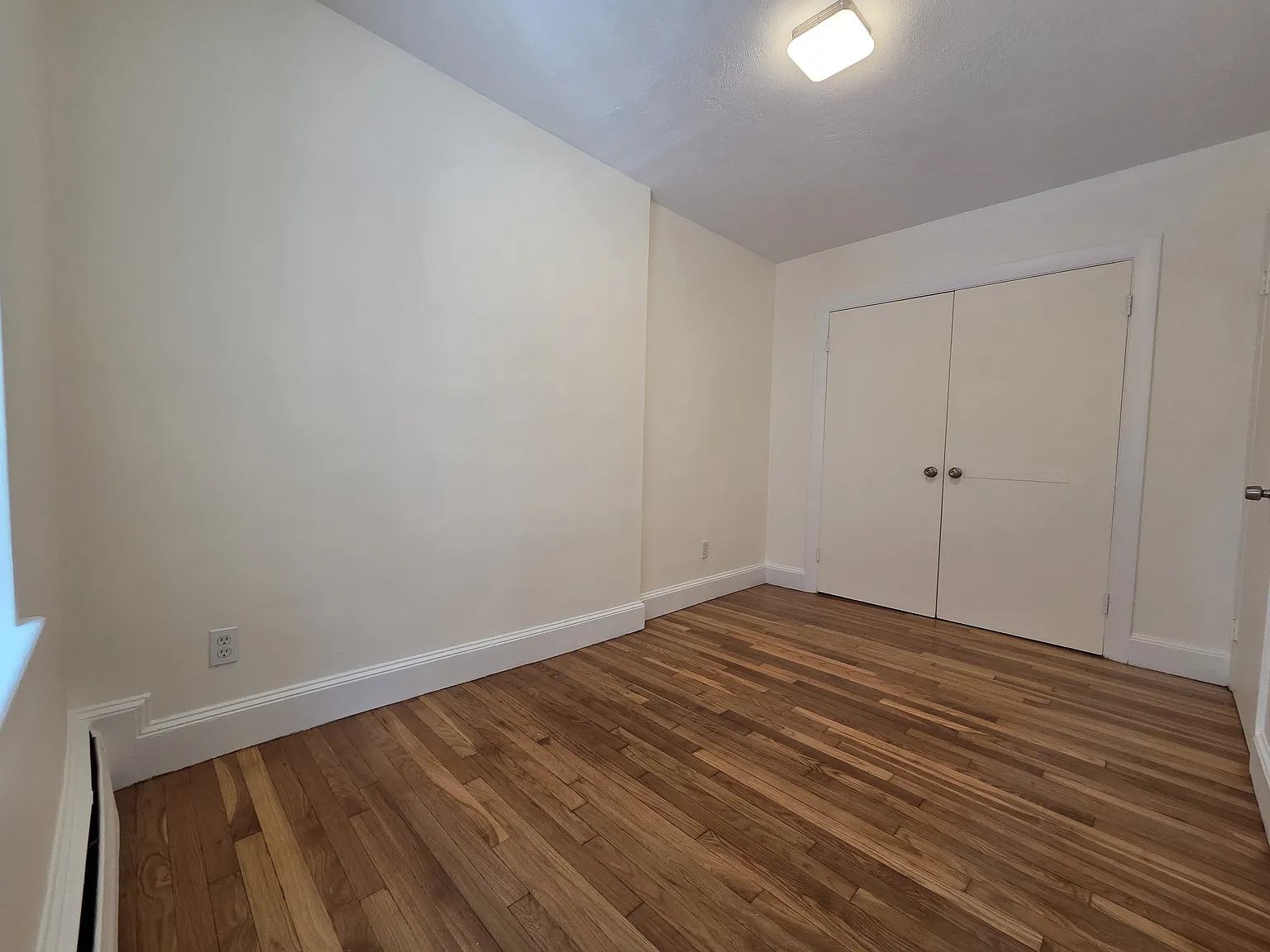1 bed, 415 sqft, $2,700 — Photo 4