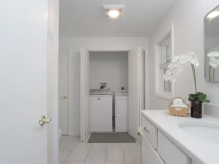 159 Redfern Dr #2 — Photo 25