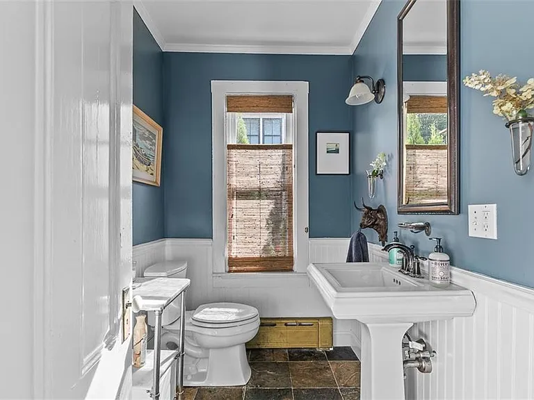 46 Hammond St — Photo 21
