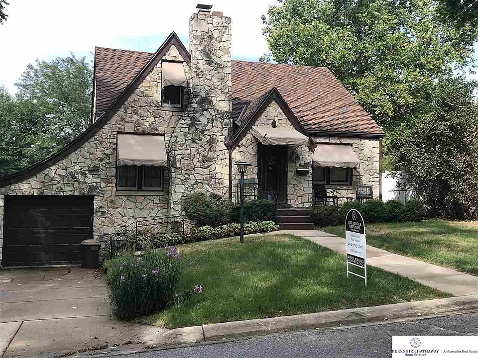 1st image of 410 S 56th St