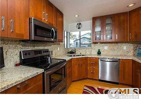 5th image of 3324 Caminito Eastbluff Unit 162