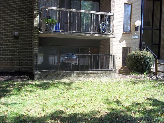 4th image of 7589 Margate Ct