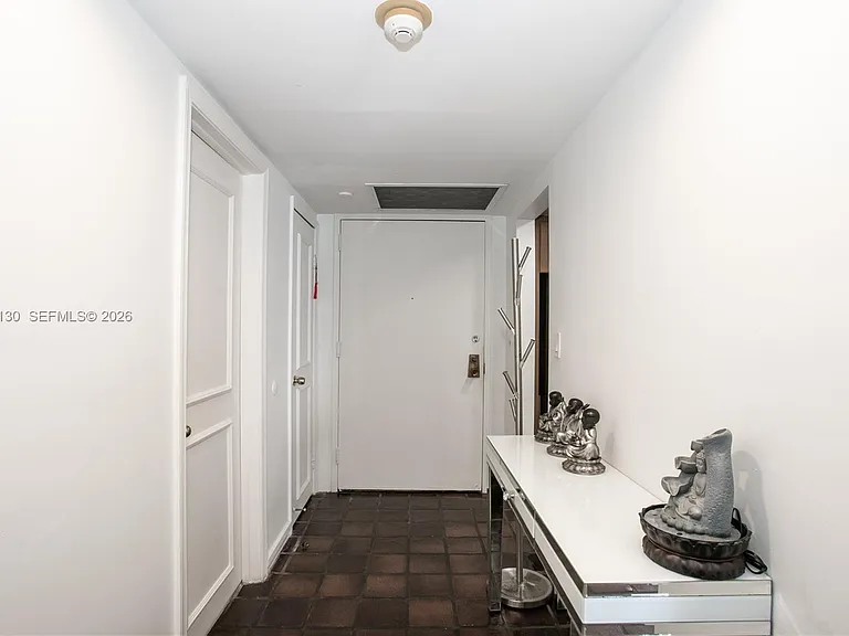 1800 NE 114th St #1207 — Photo 20