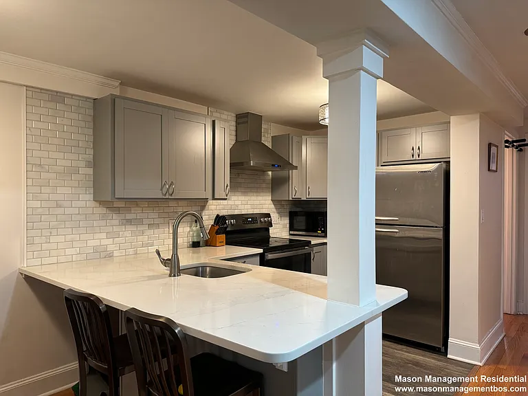 519 Columbus Ave #1A — Photo 1