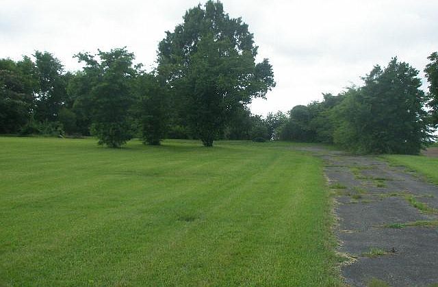 2nd image of 505 Nichols Ln Lot 13