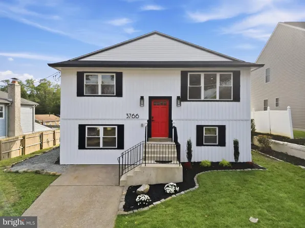 3766 President St, Philadelphia, PA 19114