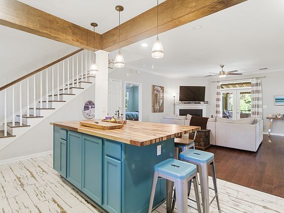 Kitchen/living room