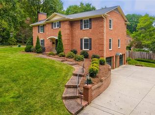 3989 Quilling Rd, Winston Salem, NC 27104