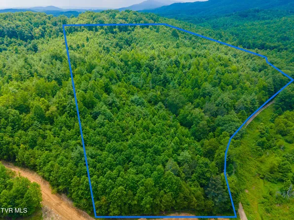 213 Cedar Ridge Rd, Harriman, TN 37748
