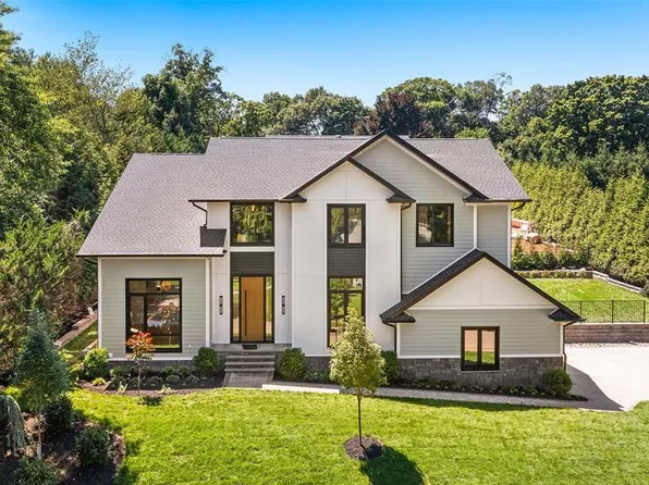 302 Pine St, Haworth, NJ 07641