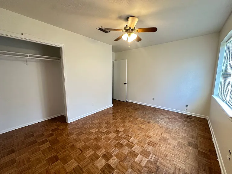 1008 Francais Dr — Photo 17