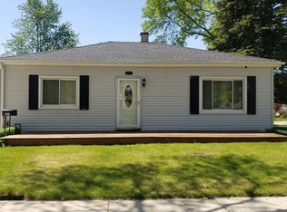 3925 17th St, Racine, WI 53405